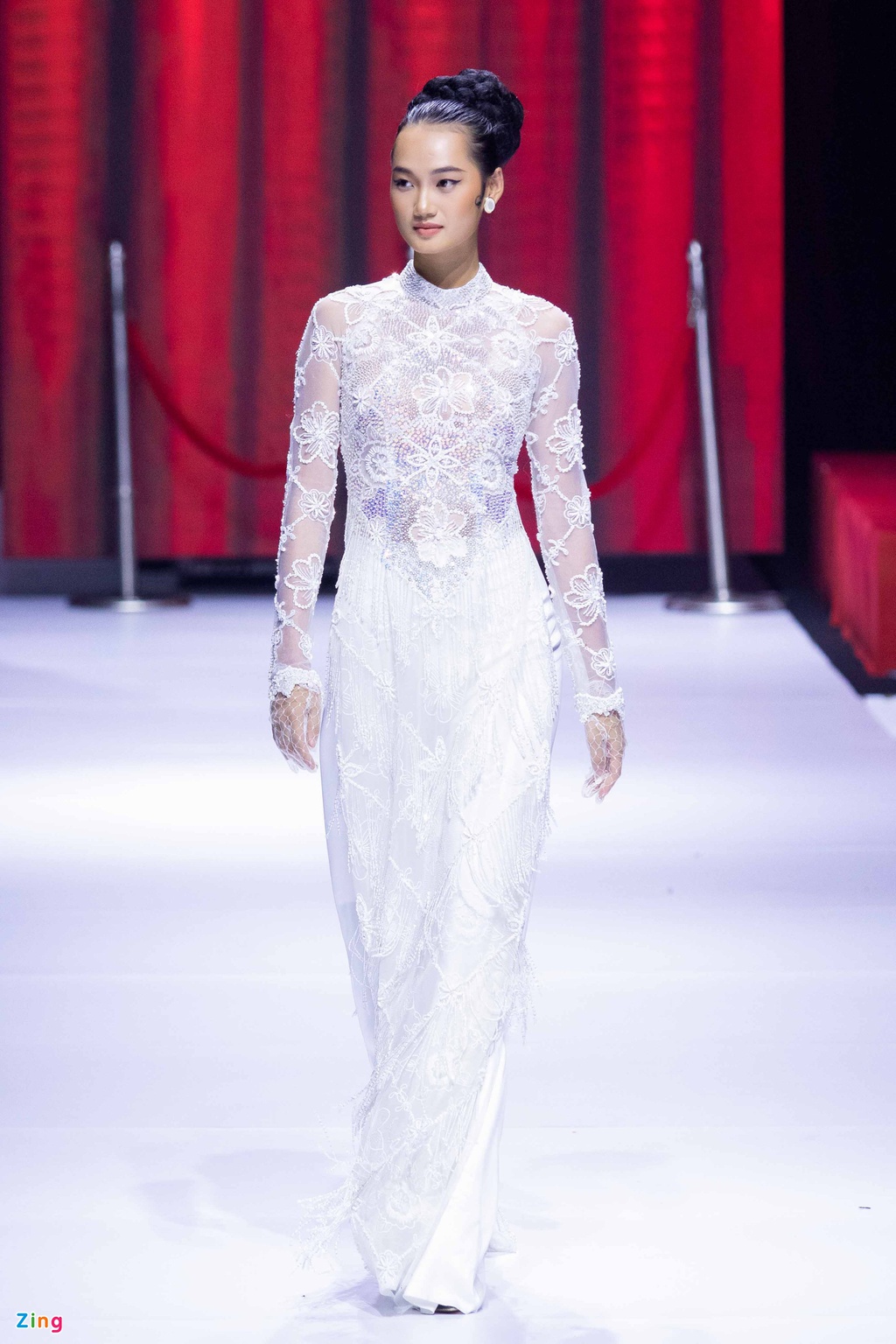 Nhà thiết kế Bảo Bảo lăng xê áo dài, đồ bà ba cho sui gia - Hình 19