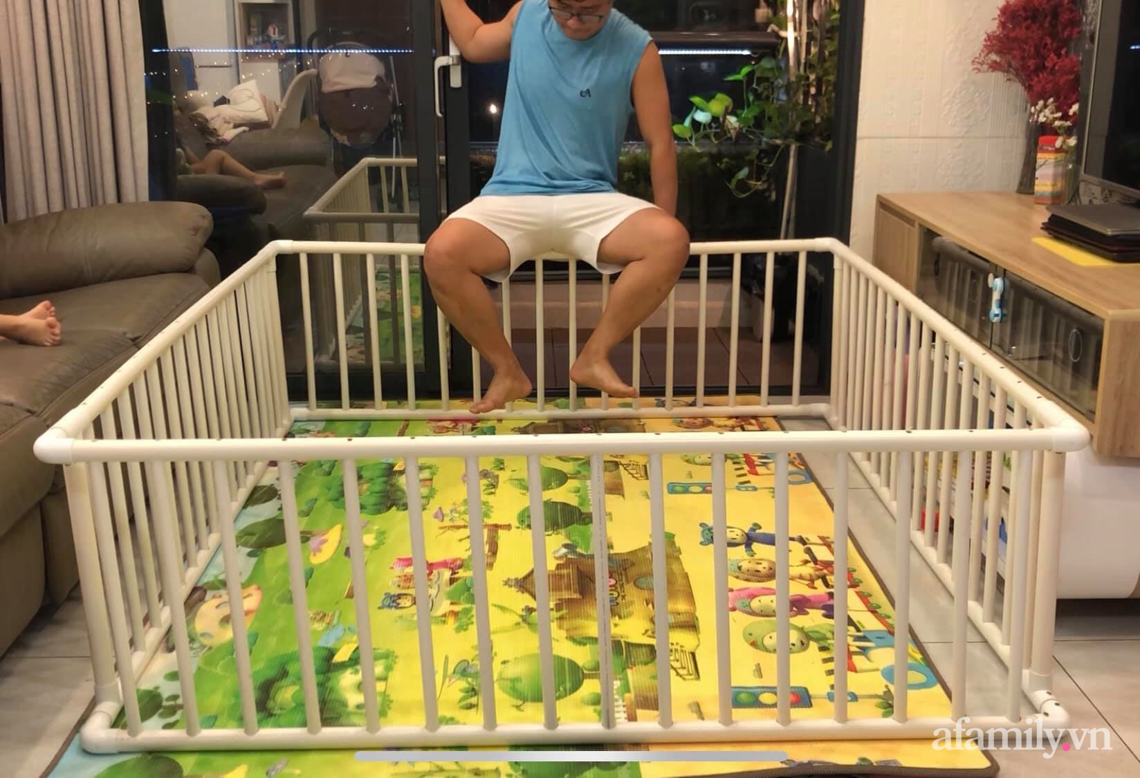 Ông bố của năm: Tự làm cũi quây hàng rào cho con chơi, chi phí siêu rẻ chỉ 469K cùng 5 bước đơn giản nghe xong chỉ muốn bắt tay làm ngay lập tức - Hình 14