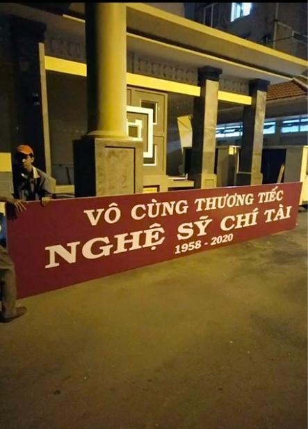 Tang lễ cố nghệ sĩ Chí Tài đã được sắp xếp chu toàn, nhìn nụ cười của chú trên di ảnh mà nghẹn ngào! - Hình 3