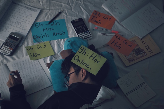 Bộ ảnh áp lực của học sinh cuối cấp - Học hành - Việt Giải Trí