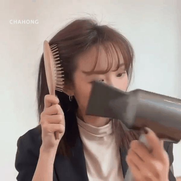 Hairstylist người Hàn bày cách cứu rỗi mái tóc mỏng dính, hói cả mảng: Chị em tự làm ở nhà ngon ơ mà chẳng cần ra tiệm - Hình 7