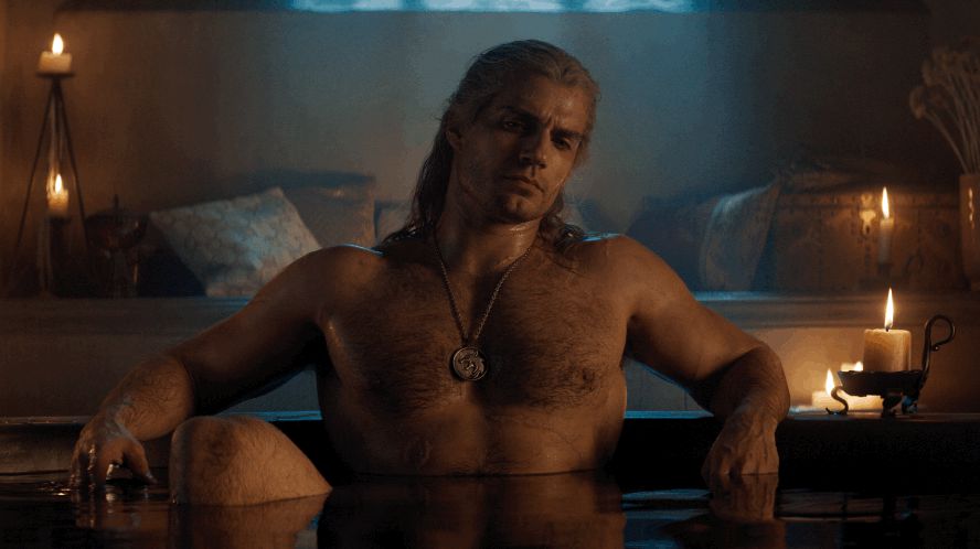 Nóng: Siêu nhân Henry Cavill ngã từ độ cao 6 mét khi quay The Witcher, netizen Việt lo lắng gọi chồng ơi - Hình 1