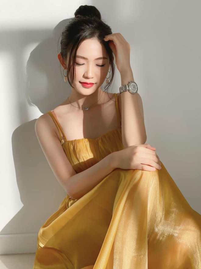 Nhan sắc tựa nàng thơ của Người đẹp được yêu thích nhất Hoa hậu Việt Nam 2020 - Hình 4