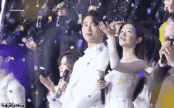 Cùng 1 khoảnh khắc tại KBS Gayo Daechukje, năm ngoái Irene gây sốt vì đẹp như tiên tử, năm nay đã bị tố cướp chỗ trắng trợn - Hình 5