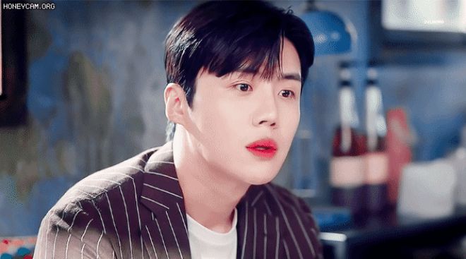 Kim Seon Ho đè bẹp Nam Joo Hyuk ở khảo sát đài lớn, fan mạnh miệng: Start Up đổi luôn nam chính cho lẹ! - Hình 1