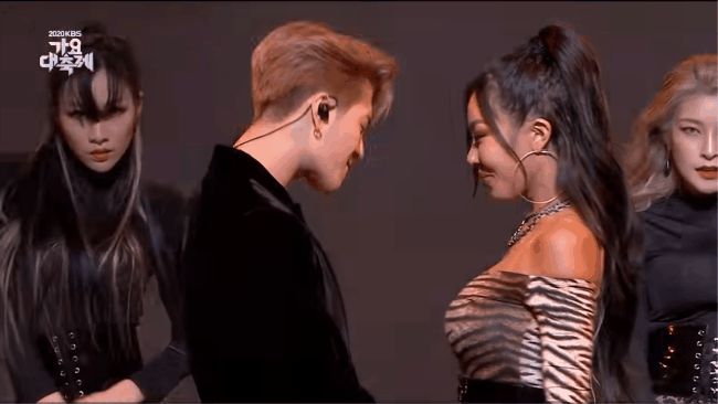 Vượt qua BTS và TWICE, Jessi cùng rapper nhà GOT7 sở hữu tiết mục có view cao nhất tại KBS Gayo Daechukje 2020 - Hình 6