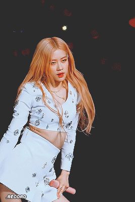 Chuyên gia hé lộ bí quyết sau những cú hất tóc thần chưởng đầy nghệ thuật của Rosé (BLACKPINK): Hóa ra có thủ thuật cả! - Hình 6