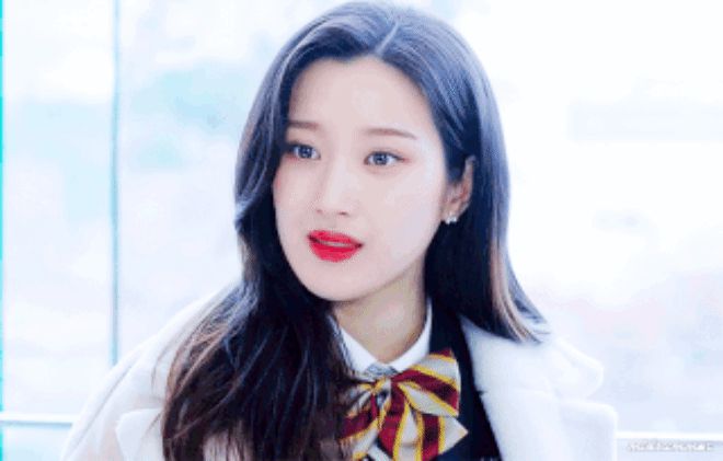 Moon Ga Young nói về diện mạo xấu kinh điển ở True Beauty: Giả trai chế còn làm được thì thế này đã là gì! - Hình 4