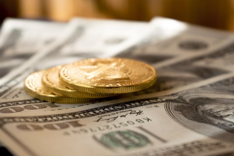 Bitcoin lùi về 9.300 USD dù dịch corona lan rộng - Hình 1