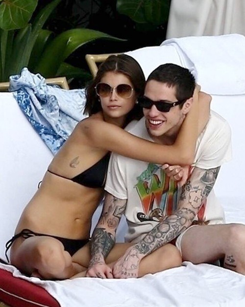 Con gái Cindy Crawford buồn bã ra phố sau khi chia tay bạn trai - Hình 7