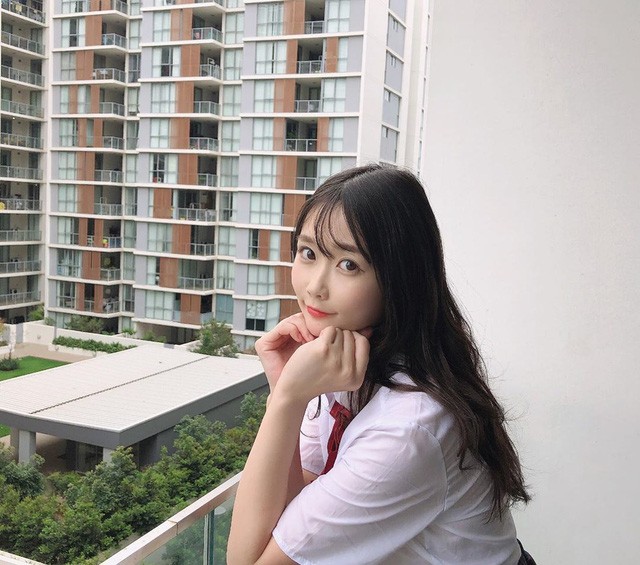 Đăng tải bộ ảnh đồ ngủ đầy gợi cảm, nàng hot girl quyến rũ được cộng đồng mạng chú ý - Hình 7