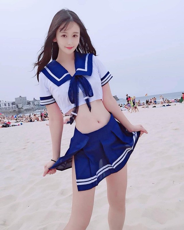 Đăng tải bộ ảnh đồ ngủ đầy gợi cảm, nàng hot girl quyến rũ được cộng đồng mạng chú ý - Hình 11