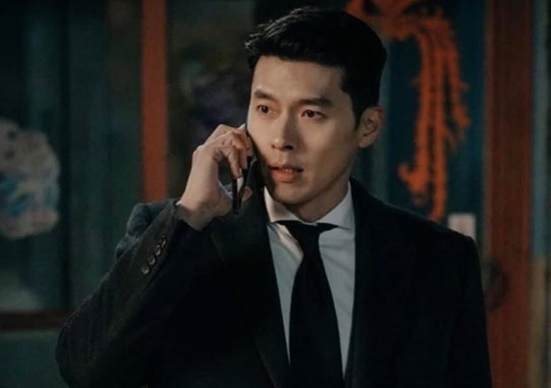 'Hạ cánh nơi anh' tập 11 - Jung Hyeok sang Nam Hàn, Se Ri thoát chết - Hình 1