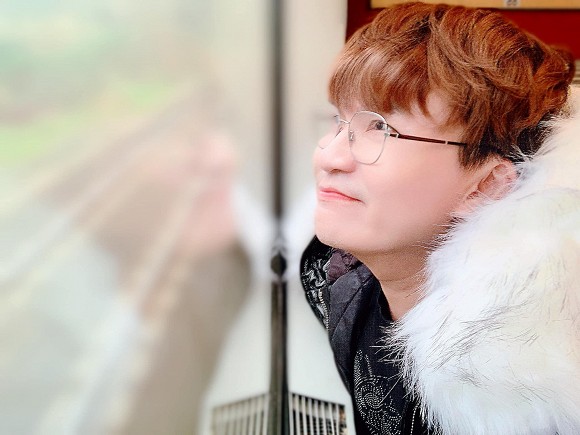 Khoe ảnh đẹp nhưng mặt trắng bất thường, Đại Nghĩa dọa đánh nếu ai hỏi dùng phần mềm chỉnh ảnh gì - Hình 4