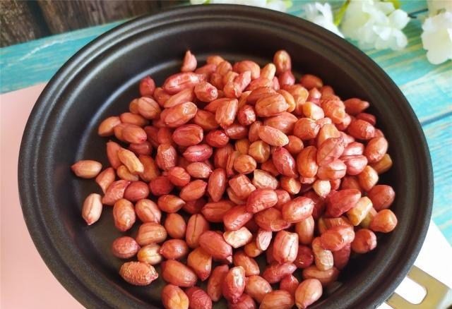 Lạc rang theo cách này hương vị đậm đà, đảm bảo 3 ngày vẫn giòn tan - Hình 4
