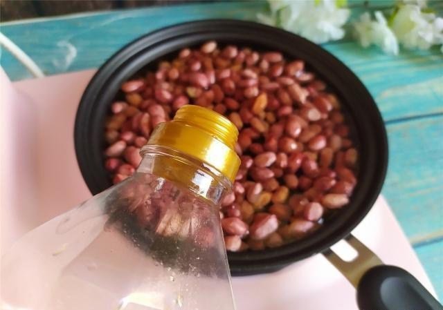 Lạc rang theo cách này hương vị đậm đà, đảm bảo 3 ngày vẫn giòn tan - Hình 5