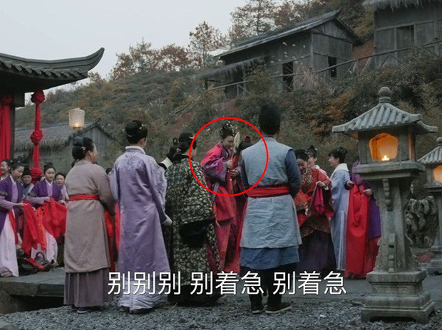 Loạt sạn ngớ ngẩn của 5 bom tấn truyền hình Hoa Ngữ: Một diễn viên phải đóng thế đến tận 3 vai ở Trần Tình Lệnh - Hình 4