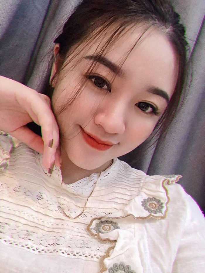 Nàng WAGs mới nổi đẹp như thiên thần của tuyển thủ Việt Nam - Hình 7