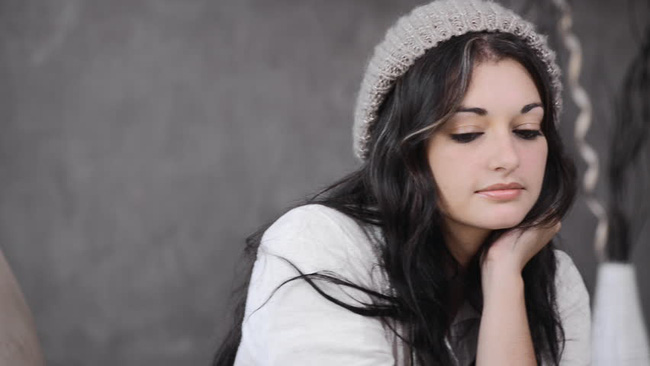 Vừa thấy tôi từ chối chuyện cưới xin, mẹ bạn trai hớn hở rút ngay điện thoại ra gọi cho con trai rồi cả tối đó nhắn tin nhắc nhở tôi giữ vững lập trường - Hình 2