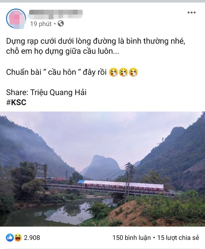Choáng: Người dân dựng rạp tổ chức đám cưới trên cầu Thác Giềng - Hình 1
