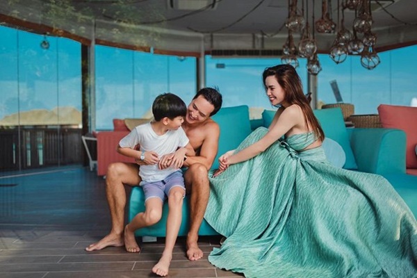 Hồ Ngọc Hà suy ngẫm về cuộc sống khi ở bên Kim Lý và Subeo - Hình 1