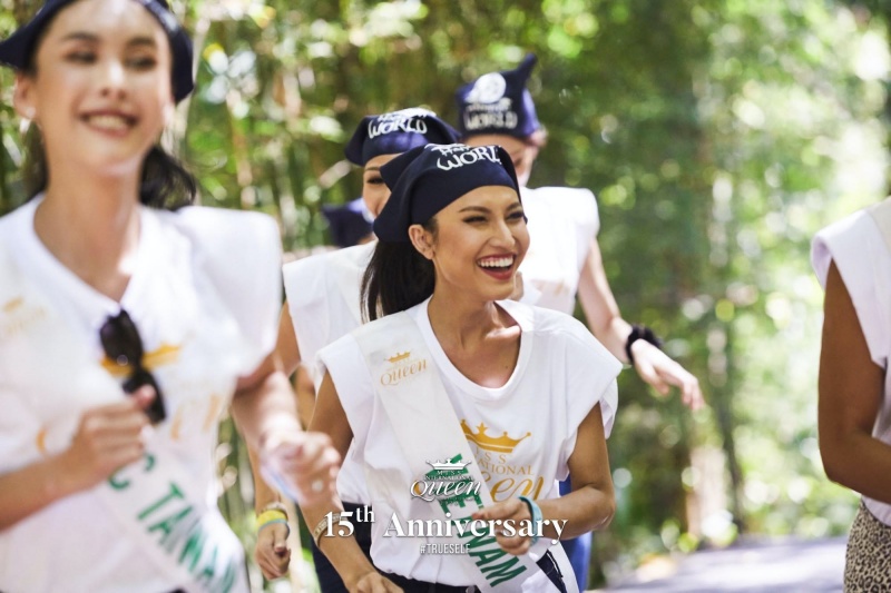 Hoài Sa mang áo dài lên kênh truyền hình lớn của Thái Lan trong khuôn khổ Miss International Queen - Hình 4