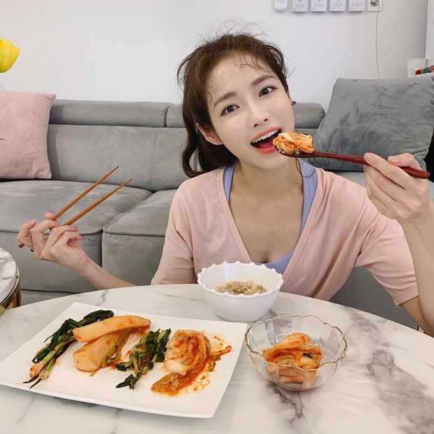 Hot girl xứ Hàn gây sốt khi bày cách giảm 10kg chỉ trong 2 tháng - Hình 2