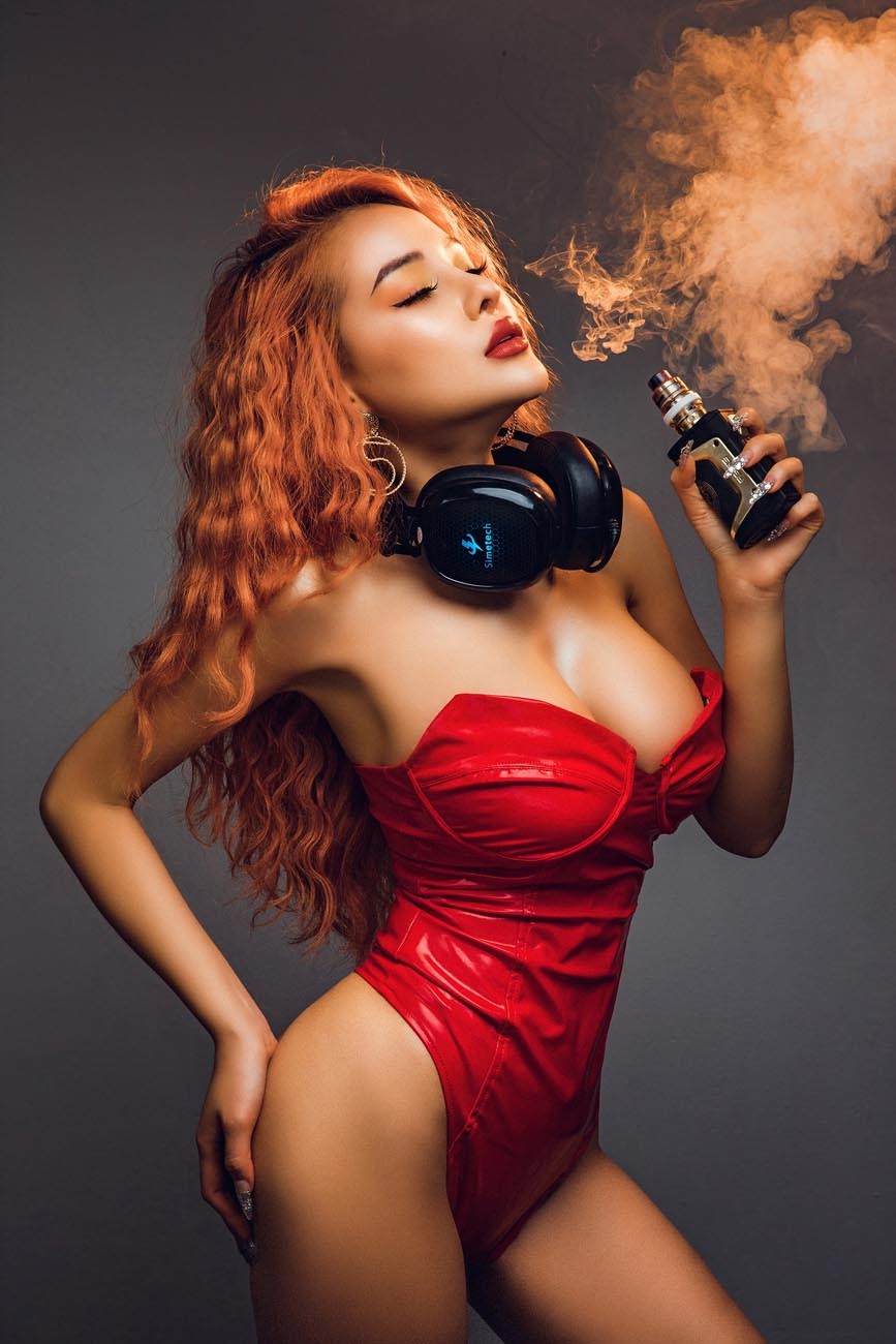 Hotgirl thị phi Ngân 98 tung bộ ảnh hở hết nấc, chia sẻ về Lương Bằng Quang sau tin đồn kết hôn - Hình 10