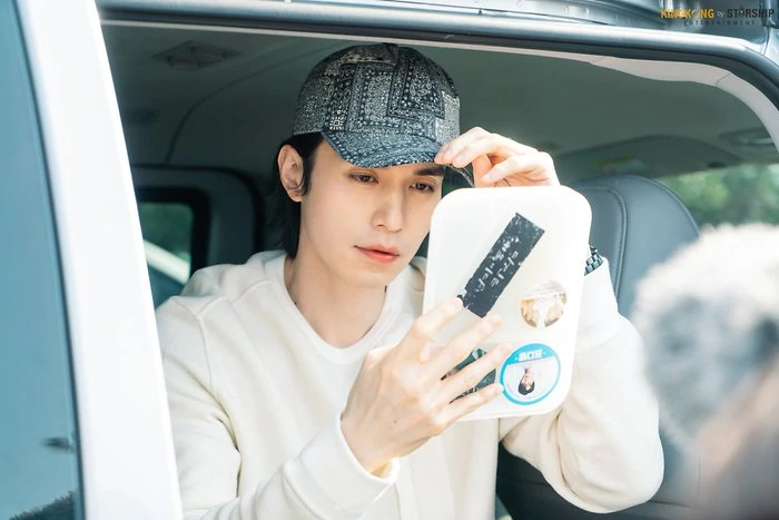 Lee Dong Wook bị đồn là tín đồ của giáo hội lây nhiễm Covid-19 ở Hàn: Công ty quản lý nói gì? - Hình 1