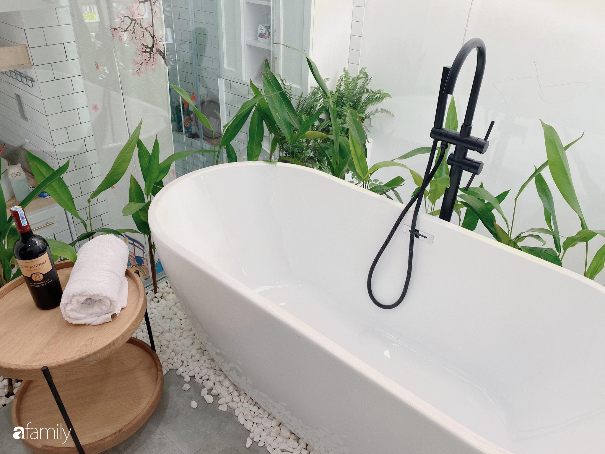 Nhà phố 38m trong hẻm nhỏ vẫn rộng thoáng và ngập tràn bóng nắng, đẹp không kém nhà trong phim ở Quận Gò Vấp, TP. HCM - Hình 24