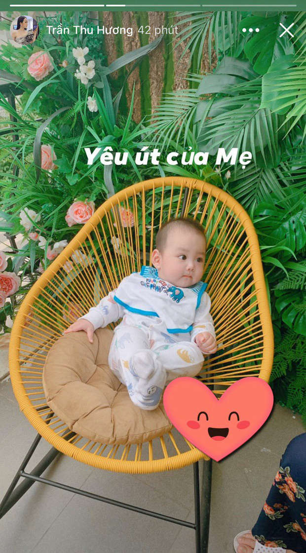 Phản ứng của Tuấn Hưng sau khi bà xã liên tục đăng loạt status nghi vấn hôn nhân trục trặc - Hình 4