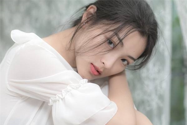 Phụ nữ thông minh: Trong cuộc sống biết điều quan trọng hơn biết nhiều - Hình 2