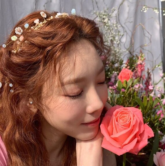 Rạng rỡ trong loạt ảnh mới, Taeyeon đích thị là bông hoa đẹp nhất tháng 3 - Hình 2