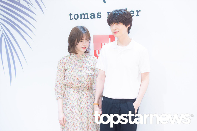 Sao đã kết hôn đứng cạnh đồng nghiệp khác giới: Lee Byung Hun tránh Suzy như tránh tà, Dương Mịch thả thính dàn trai đẹp - Hình 13