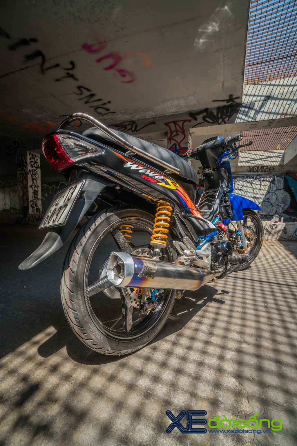 Xe máy Honda giá bèo chơi mâm carbon hàng khủng tại Sài Gòn - Hình 10