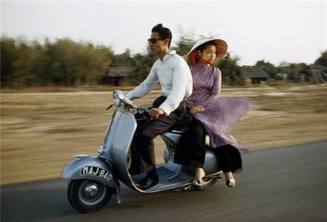 Nao lòng trước tà áo dài của phụ nữ Sài Gòn xưa - Hình 10