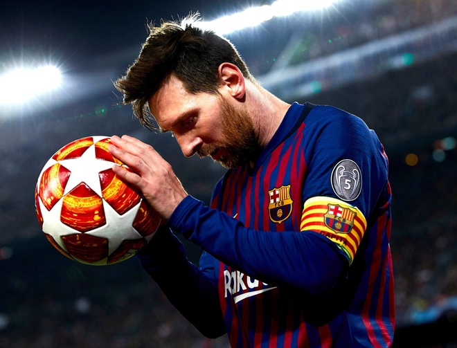 Messi, quyền lực, phòng thay đồ, Barca, bóng đá: Với tư cách là cầu thủ quyền lực của Barca, Lionel Messi đã tạo dựng cho mình một vị thế thiết yếu và vị trí độc đáo trong trong làng bóng đá. Hãy khám phá những hình ảnh quý giá và độc quyền từ phòng thay đồ của Barca, nơi Lionel Messi và các đồng đội của ông tập luyện và chuẩn bị cho những trận đấu quan trọng.
