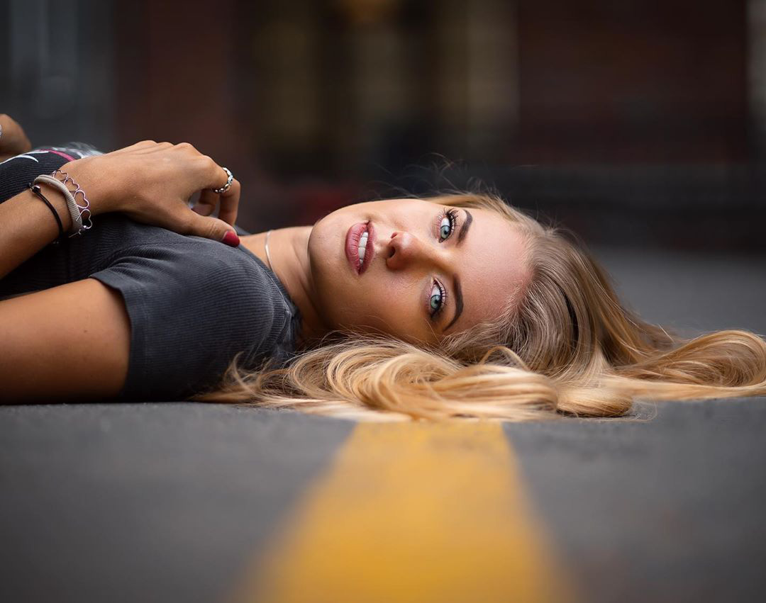 Alica Schmidt - Nữ thần điền kinh sở hữu danh hiệu khiến mọi VĐV phái yếu đều thèm muốn - Hình 12