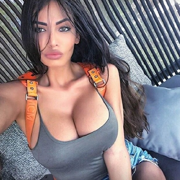 Bị coi là đồ chơi hết hạn sử dụng, siêu mẫu playboy hận Neymar thấu xương? - Hình 3