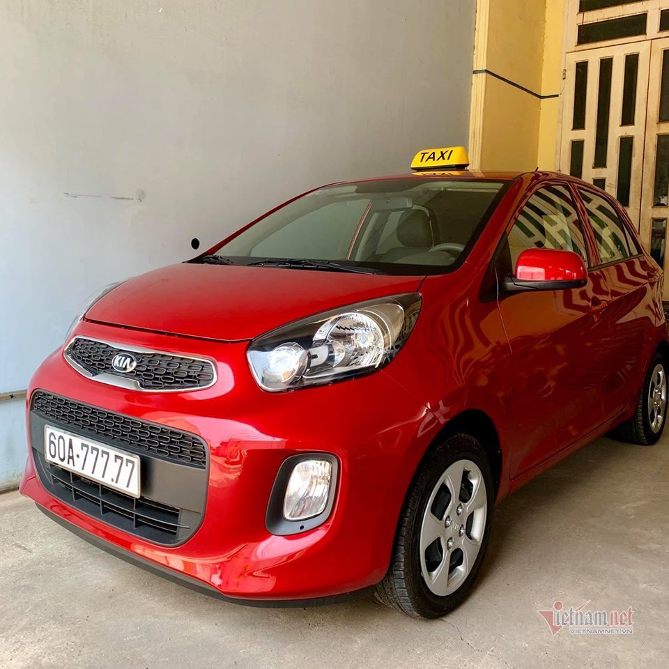 Loạt xe Kia Morning giá 300 triệu, gắn biển ngũ quý đội giá bạc tỷ - Hình 2