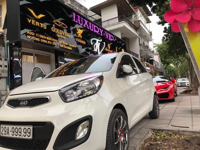 Loạt xe Kia Morning giá 300 triệu, gắn biển ngũ quý đội giá bạc tỷ - Hình 4