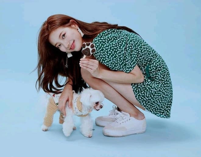 Màn đụng hàng giữa 2 mỹ nhân Kpop khiến người hâm mộ đau đầu - Hình 3