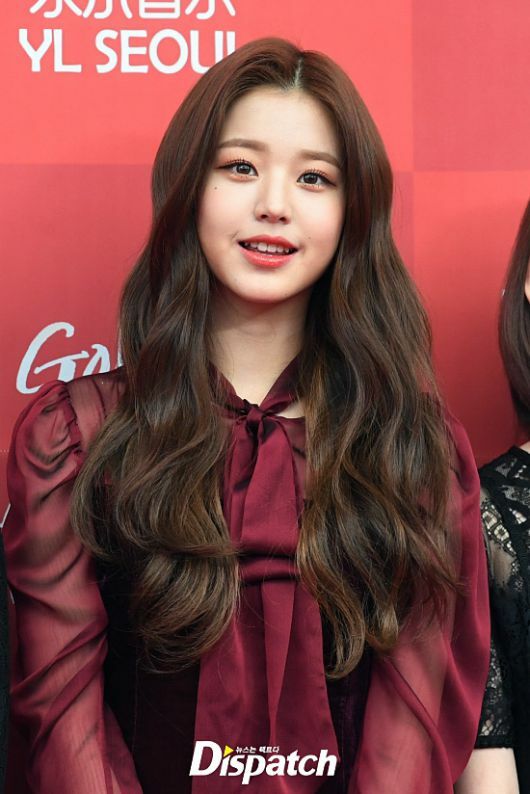 Seo Hyun đẹp lấn át đàn em khi đụng hàng - Hình 4
