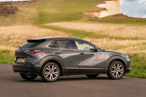 Top 10 xe gia đình giá rẻ tốt nhất năm 2020: Xướng tên Hyundai Kona, Mazda 3 - Hình 6