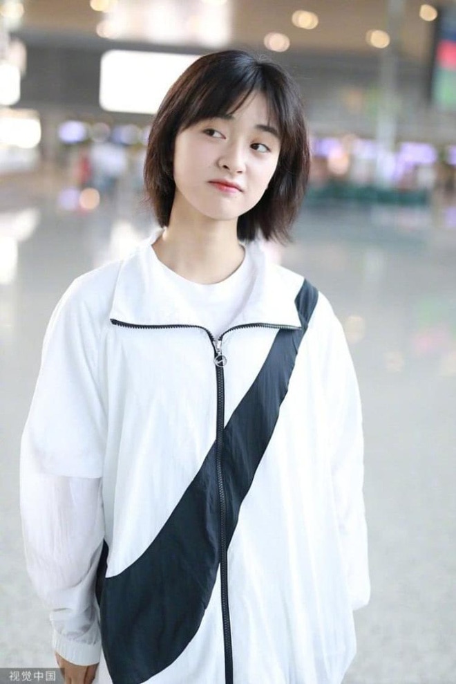 Tranh thủ thời gian ở ẩn tránh dịch, Thẩm Nguyệt đụng dao kéo, chỉnh mũi? - Hình 3