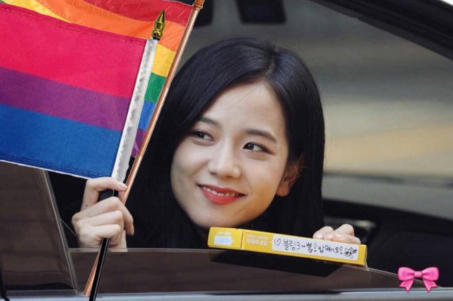 Idol Kpop ủng hộ LGBT đầy tinh tế: BLACKPINK BTS thể hiện rõ ràng ...