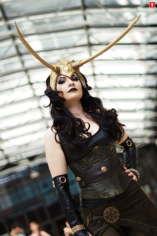 Ngắm thần lừa lọc Loki hóa mỹ nhân bốc lửa, 3 vòng đâu ra đấy qua loạt ảnh cosplay gợi cảm - Hình 18