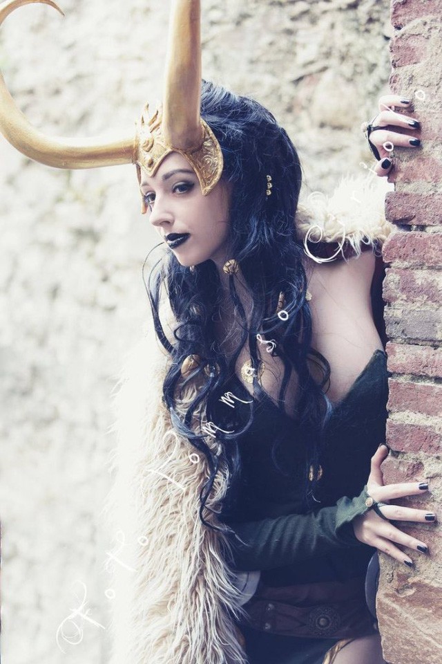 Ngắm thần lừa lọc Loki hóa mỹ nhân bốc lửa, 3 vòng đâu ra đấy qua loạt ảnh cosplay gợi cảm - Hình 8