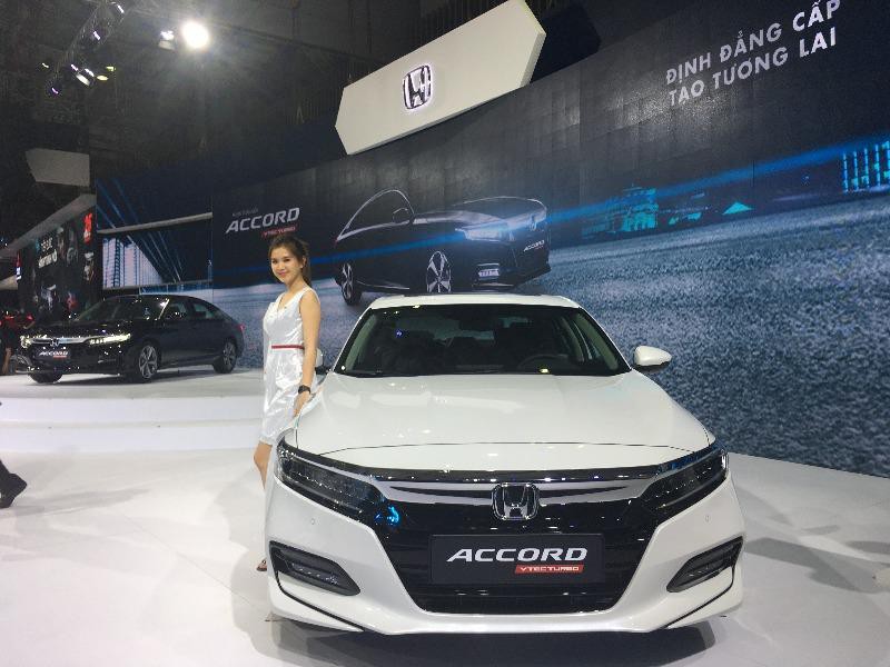 Bảng giá ô tô Honda tháng 5: CR-V chỉ có giá 939 triệu đồng - Hình 1