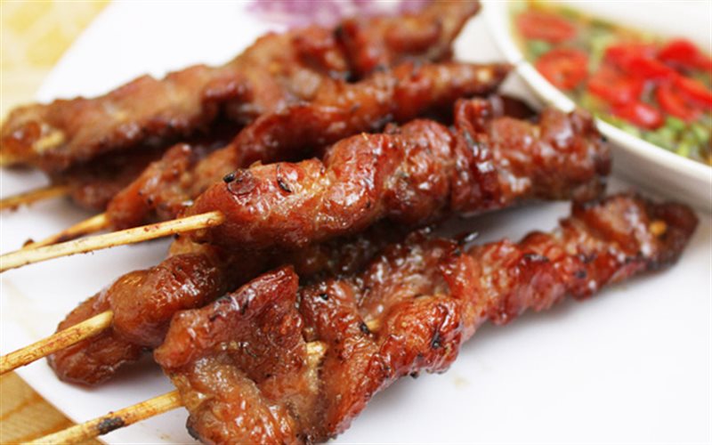 Cách làm món thịt xiên nướng nước cốt dừa đậm đà, mềm tan trong miệng - Hình 2